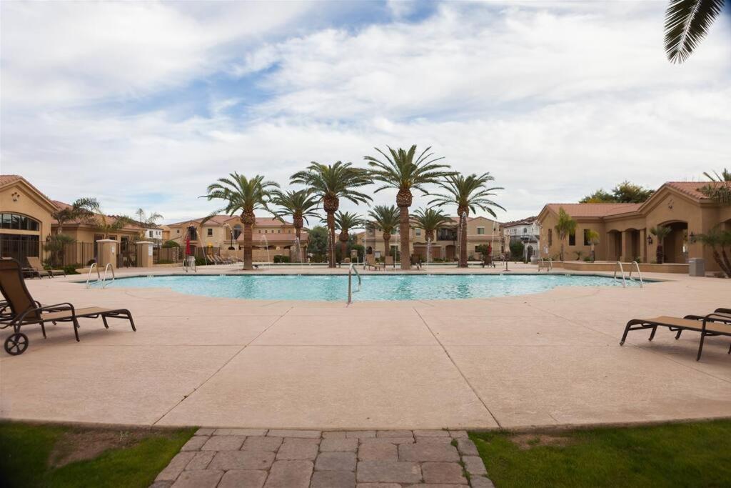 Gated Townhouse With Heated Pool, Hot Tub, Near Us60 Villa Mesa Exterior photo