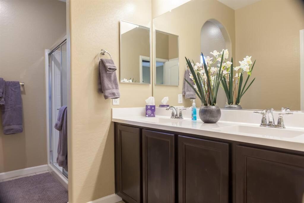 Gated Townhouse With Heated Pool, Hot Tub, Near Us60 Villa Mesa Exterior photo